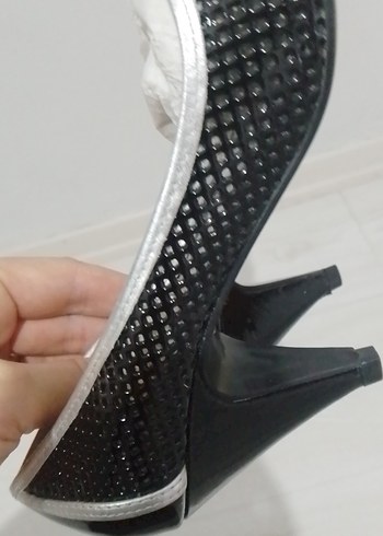 Gri Puanlı Siyah Stiletto Kadın Ayakkabı - Görsel 9