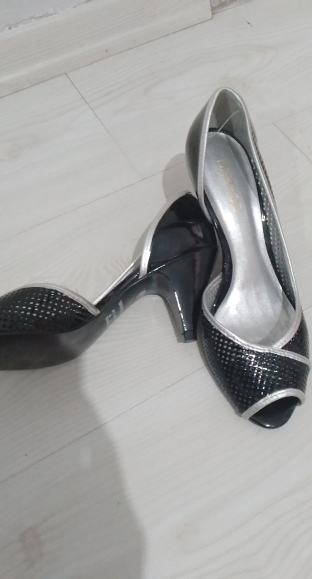 Gri Puanlı Siyah Stiletto Kadın Ayakkabı - Görsel 3