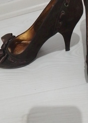 Kahverengi Yılan Desenli Dolgu Topuklu Kadın Ayakkabı - Görsel 3