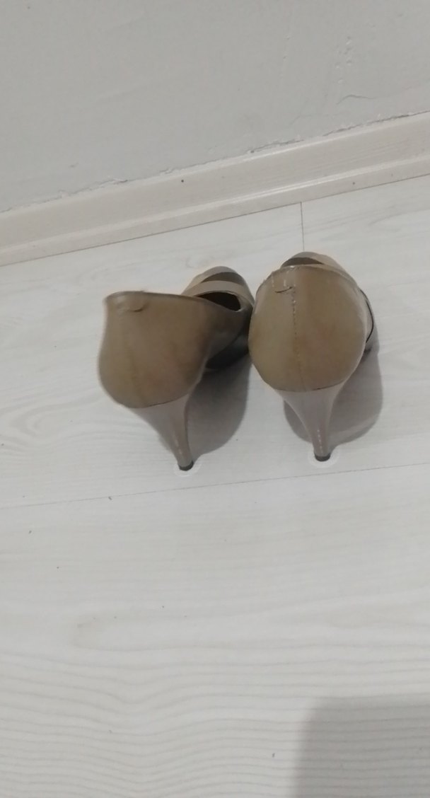 Bej Kadın Dolgu Topuklu Akşam Ayakkabısı - Görsel 4