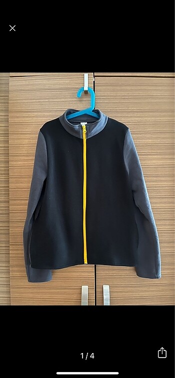 DECATHLON SWEATSHIRT