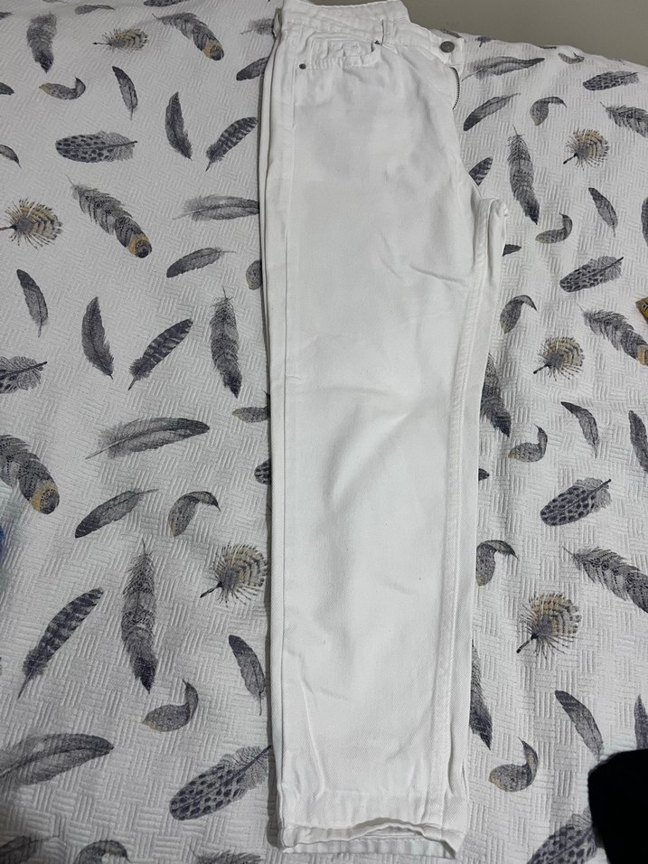 Düğmeli Beyaz Kadın kot pantolon - Görsel 4