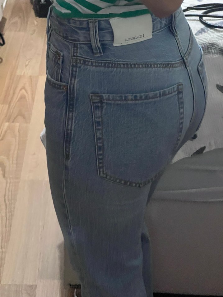 Mavi renk jean d98 Stradivarius 34 beden - Görsel 4