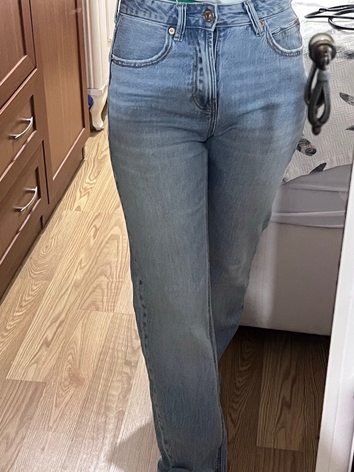 Mavi renk jean d98 Stradivarius 34 beden - Görsel 3