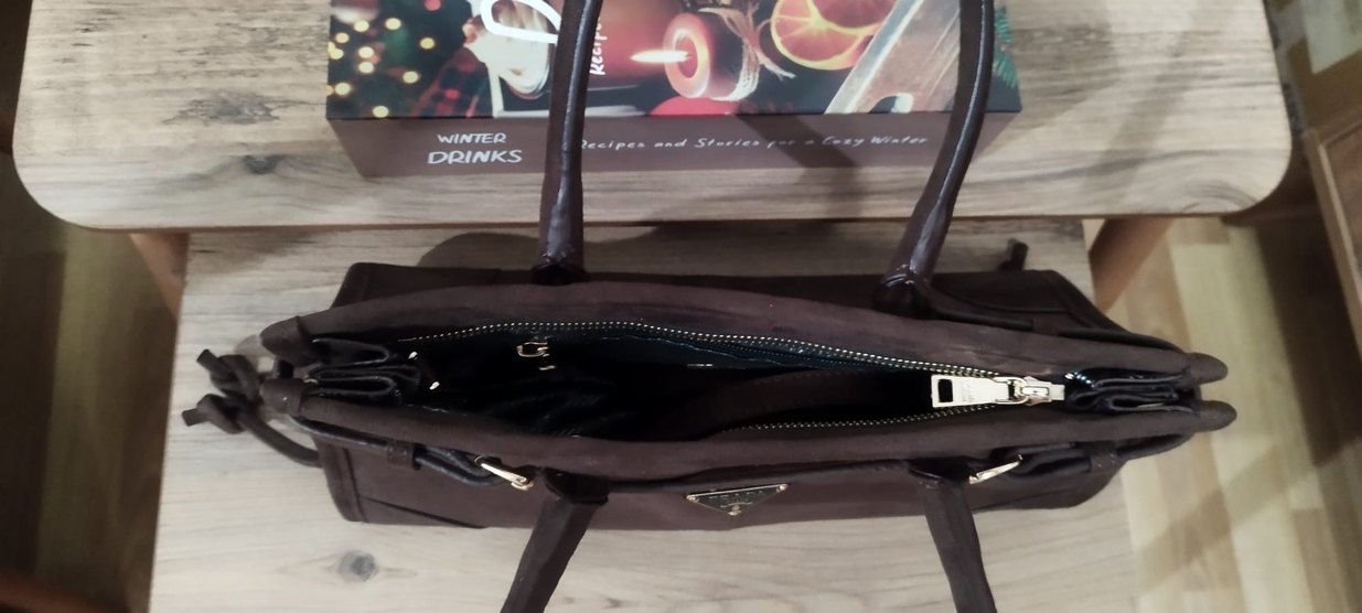 Kahverengi Süet Tokalı Kadın Çantası - Görsel 4