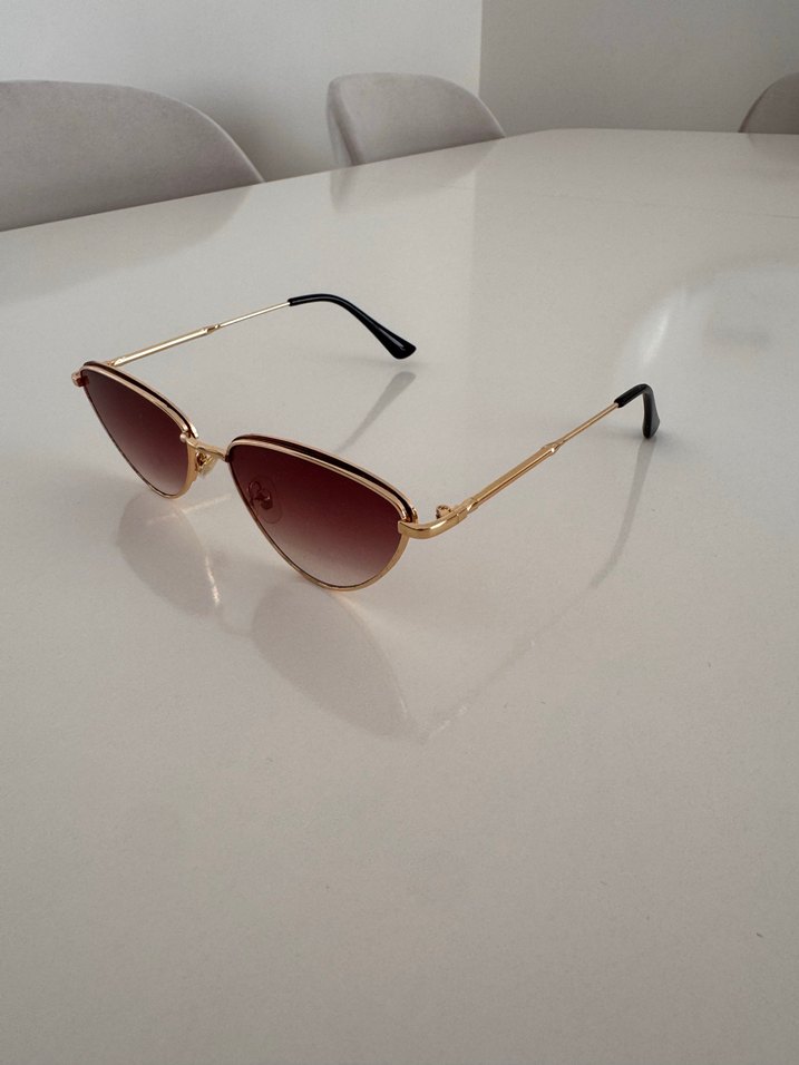 Kadın Güneş Gözlüğü - Görsel 2