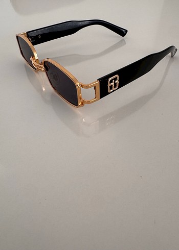 Kadın Güneş Gözlüğü - Görsel 3