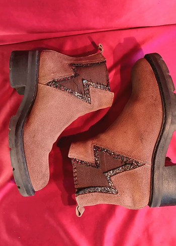 DESA Boncuk Detaylı Kahverengi Süet Kadın Bot 36NO - Görsel 5