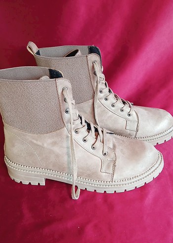 Bej Süet Stiletto Topuklu Kadın Bot 40NO - Görsel 2