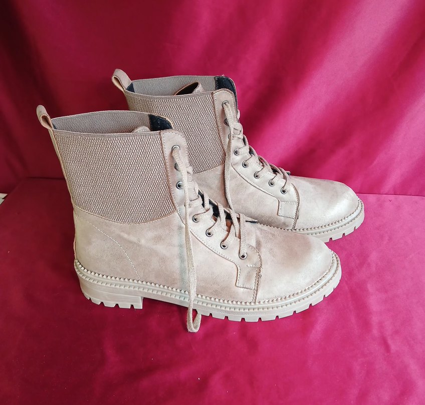 Bej Süet Stiletto Topuklu Kadın Bot 40NO - Görsel 2