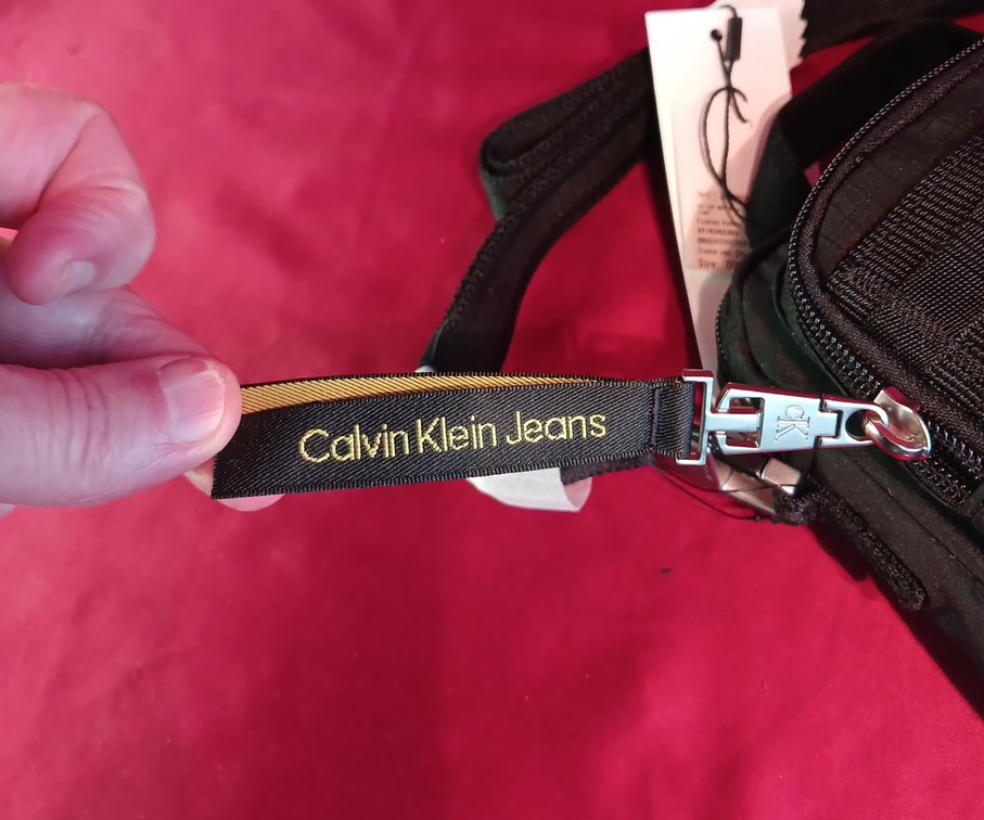 Calvin Klein Siyah omuz Çantası - Görsel 5