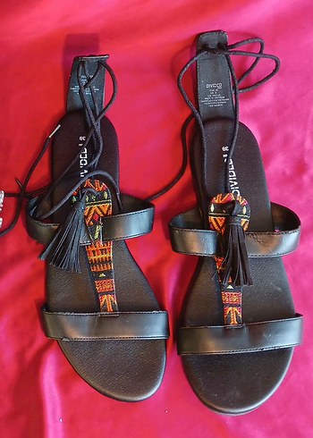 39 Beden H&M Püsküllü Siyah Bohem Blok Topuklu Sandalet 39 no