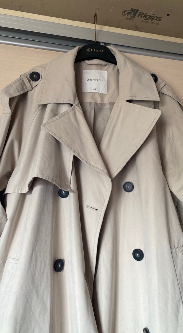 Bej Uzun Kadın Trençkot - Görsel 4