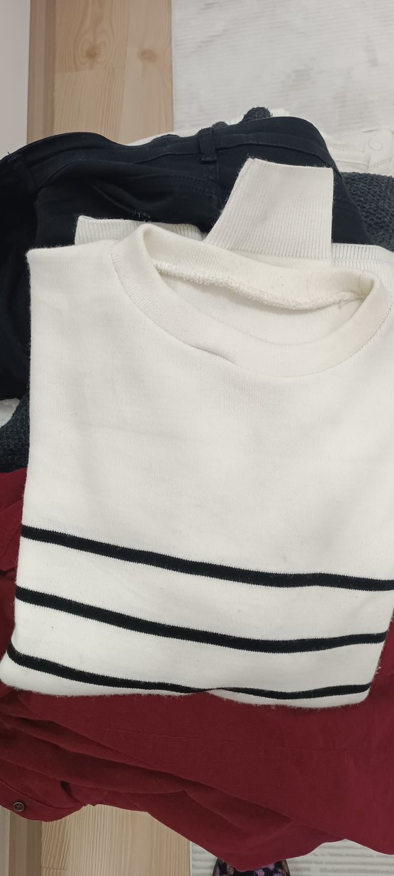 Kadın Beyaz Çizgili Pamuklu Triko Kazak - Görsel 3