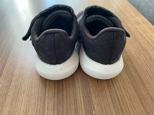 27 Beden erkek çocuk spor ayakkabı