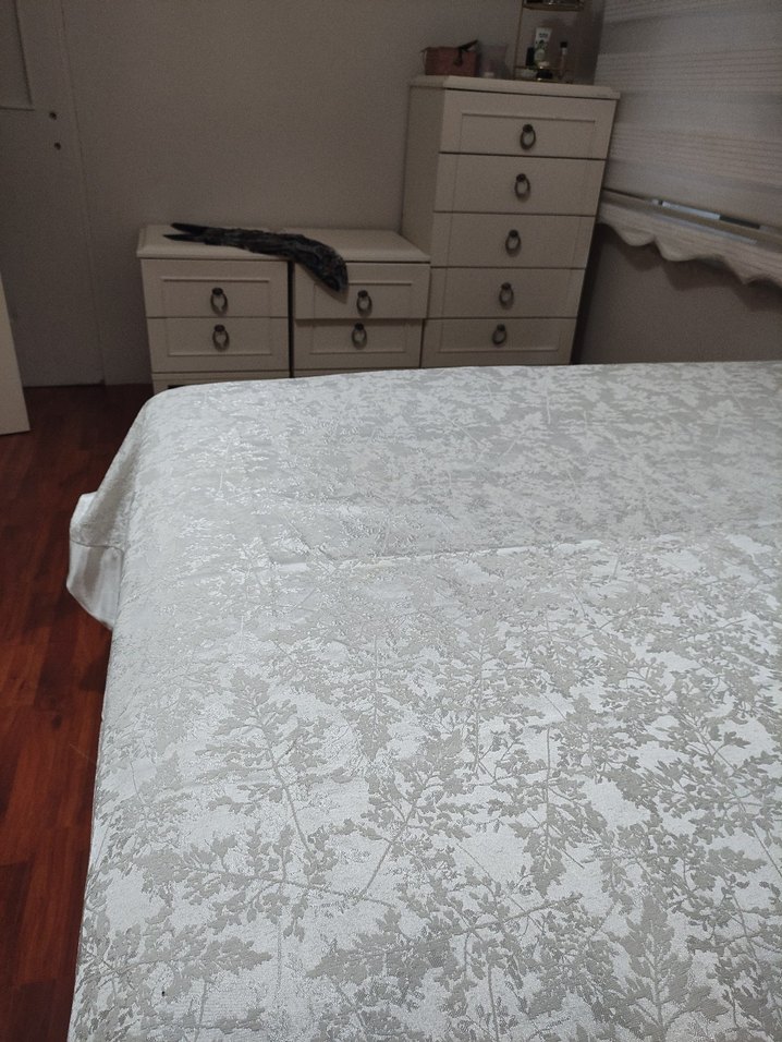 İşlemeli Mor Çiçek Desenli Perde - Görsel 3