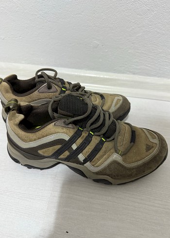 Erkek Spor Ayakkabı Bağcığı - Gri ve Yeşil - Görsel 4