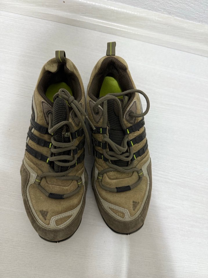 Erkek Spor Ayakkabı Bağcığı - Gri ve Yeşil - Görsel 3