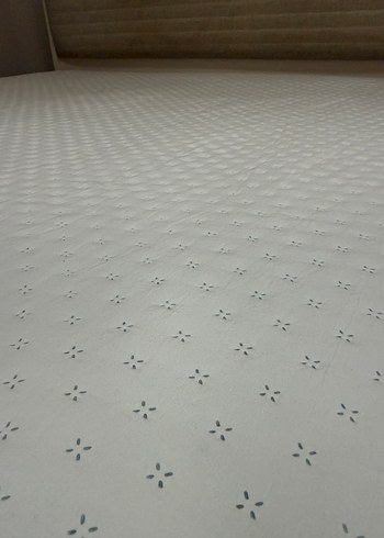 Beyaz Nakışlı Yatak Örtüsü karaca  vıona - Görsel 3