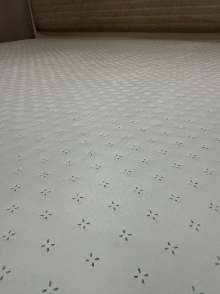 Beyaz Nakışlı Yatak Örtüsü karaca  vıona - Görsel 3