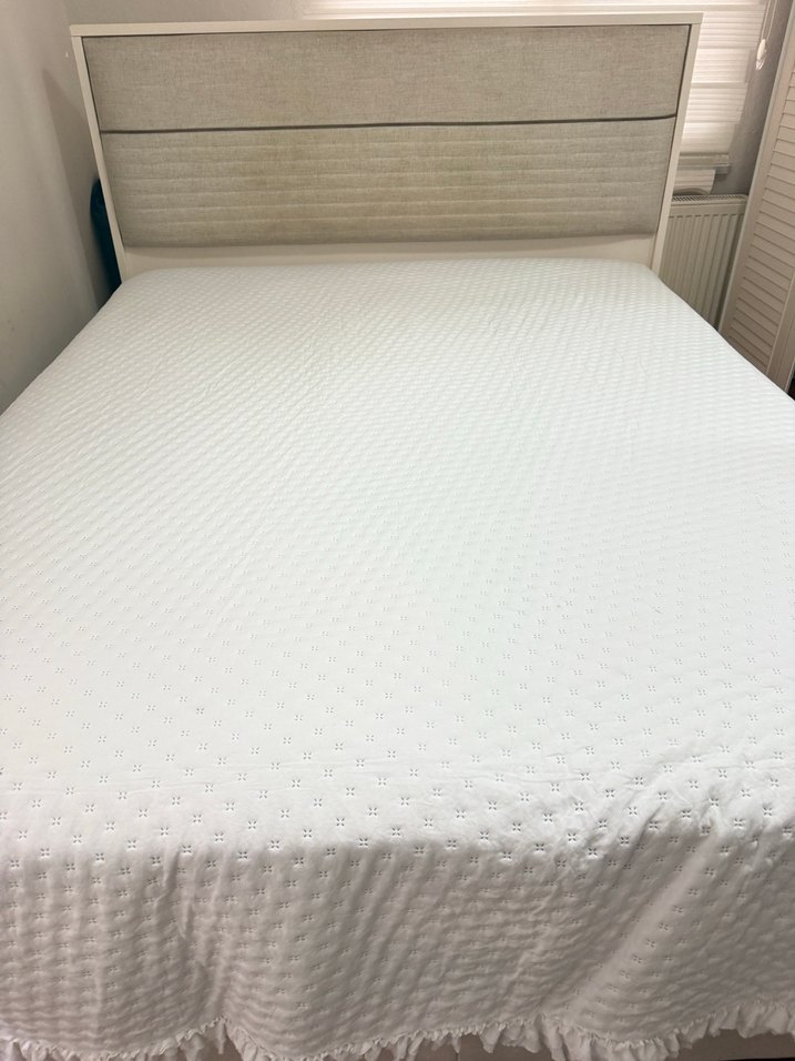 Beyaz Nakışlı Yatak Örtüsü karaca  vıona - Görsel 2