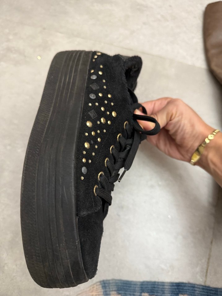 Siyah Süet Tüylü Topuklu Kadın Spor Ayakkabı - Görsel 5