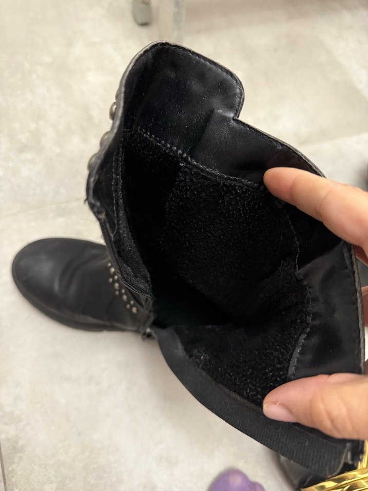 Siyah Deri Tokalı Blok Topuklu Botlar - Görsel 3