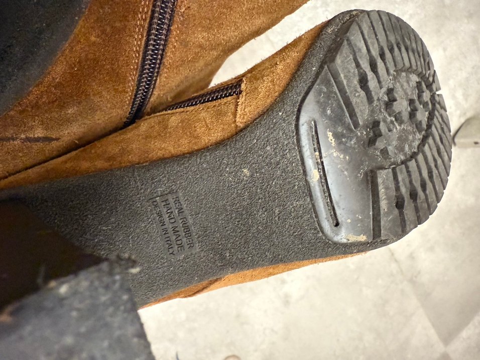 Kahverengi Süet Tokalı Kadın Bot - Görsel 3