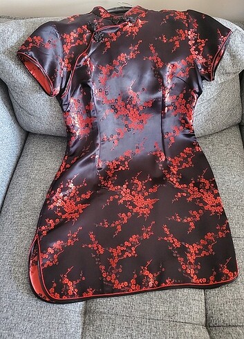  Qipao Çin geleneksel kıyafeti.