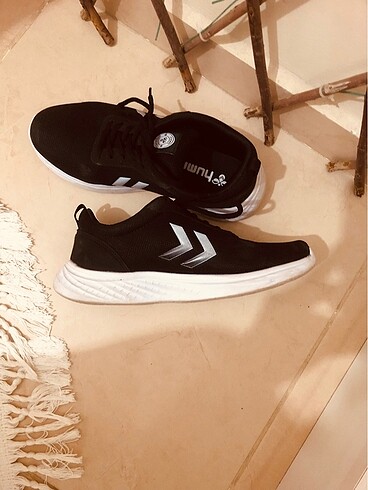 HUMMEL SPOR AYAKKABI