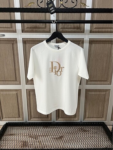 İthal Nakışlı Orjinal kumaş Dior Tshirt