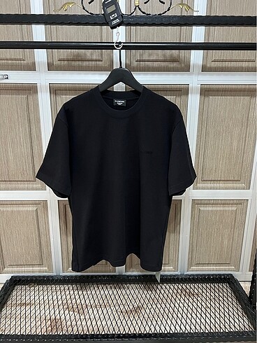 İthal Nakışlı Balenciaga Tshirt sıfır etiketli