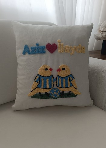 Punch işlemeli yastık kılıfı - Görsel 2