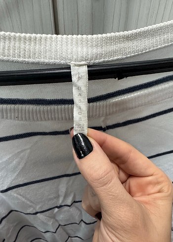 Çizgili Beyaz Kadın Triko Kazak - Görsel 2