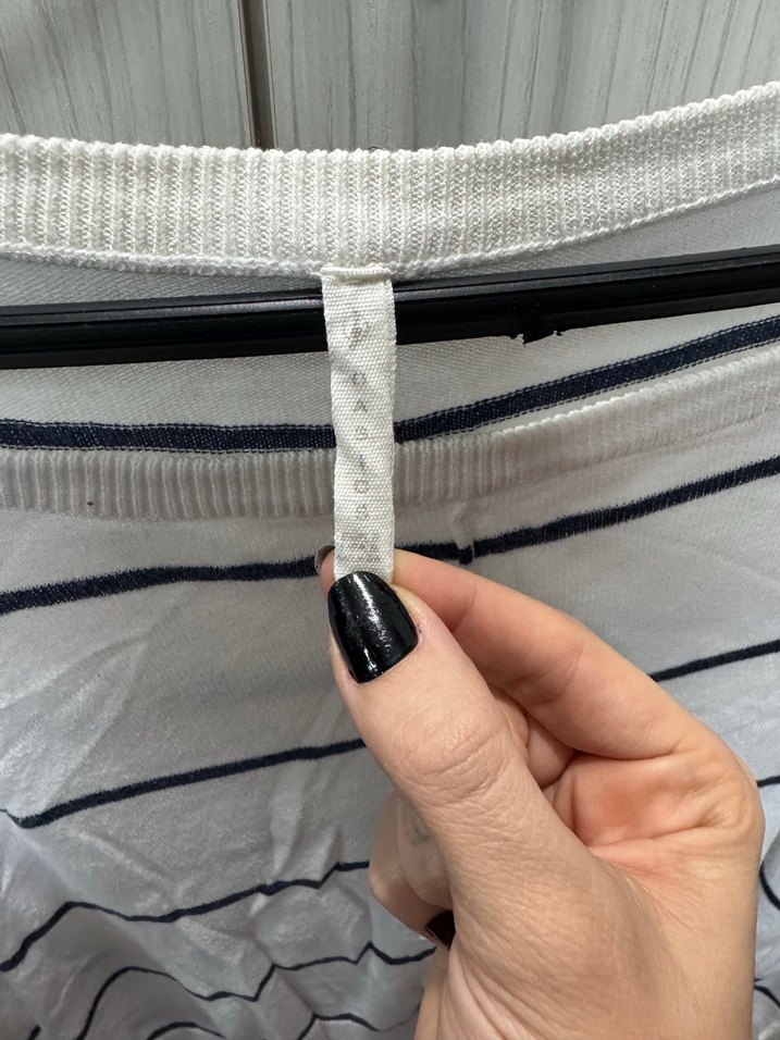 Çizgili Beyaz Kadın Triko Kazak - Görsel 2