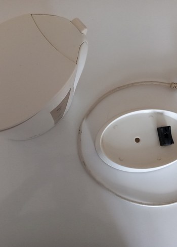 Beyaz Elektrikli Su Isıtıcısı
