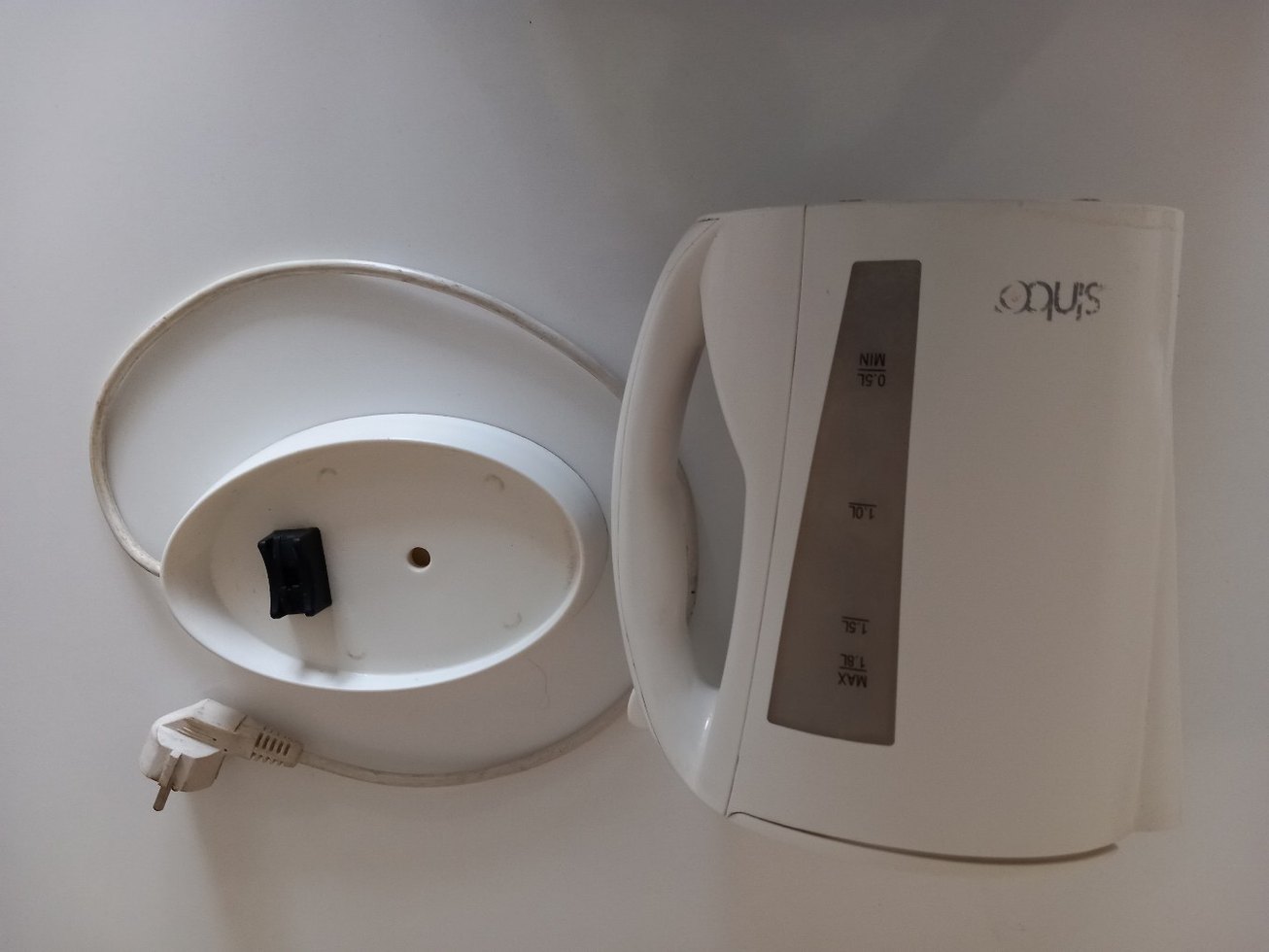 Beyaz Elektrikli Su Isıtıcısı - Görsel 4