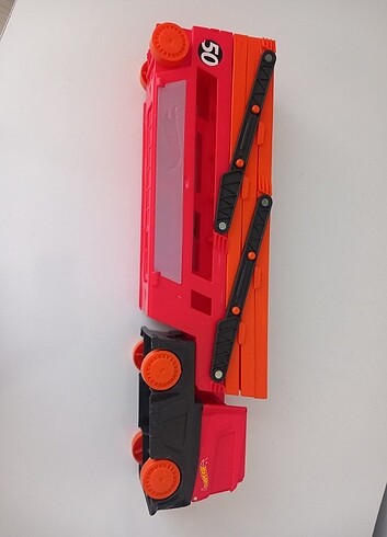  Beden Hot wheels oyuncak tir
