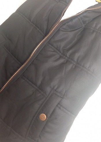 Siyah Fermuarlı Kadın Yelek - Görsel 3