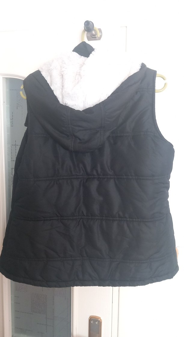 Siyah Fermuarlı Kadın Yelek - Görsel 2