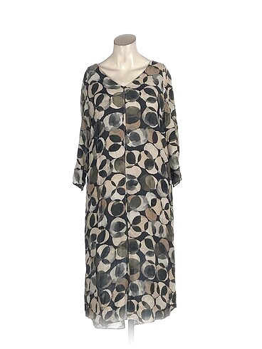 PreLoved Uzun Elbise %70 İndirimli.