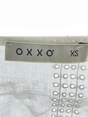 xs Beden beyaz Renk oxxo Bluz %70 İndirimli.
