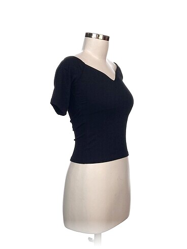 H&M H&M Bluz %70 İndirimli.
