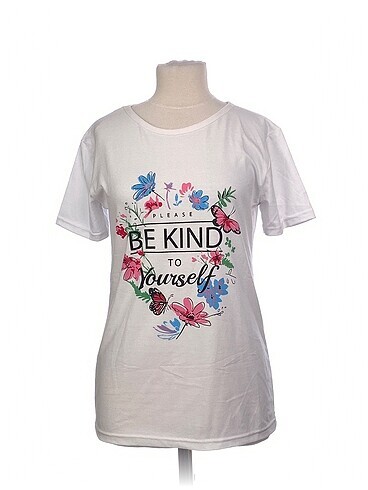 Diğer T-shirt %70 İndirimli.