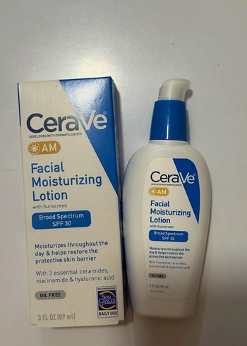 CeraVe Güneş Koruyuculu Yüz Nemlendiricisi SPF30