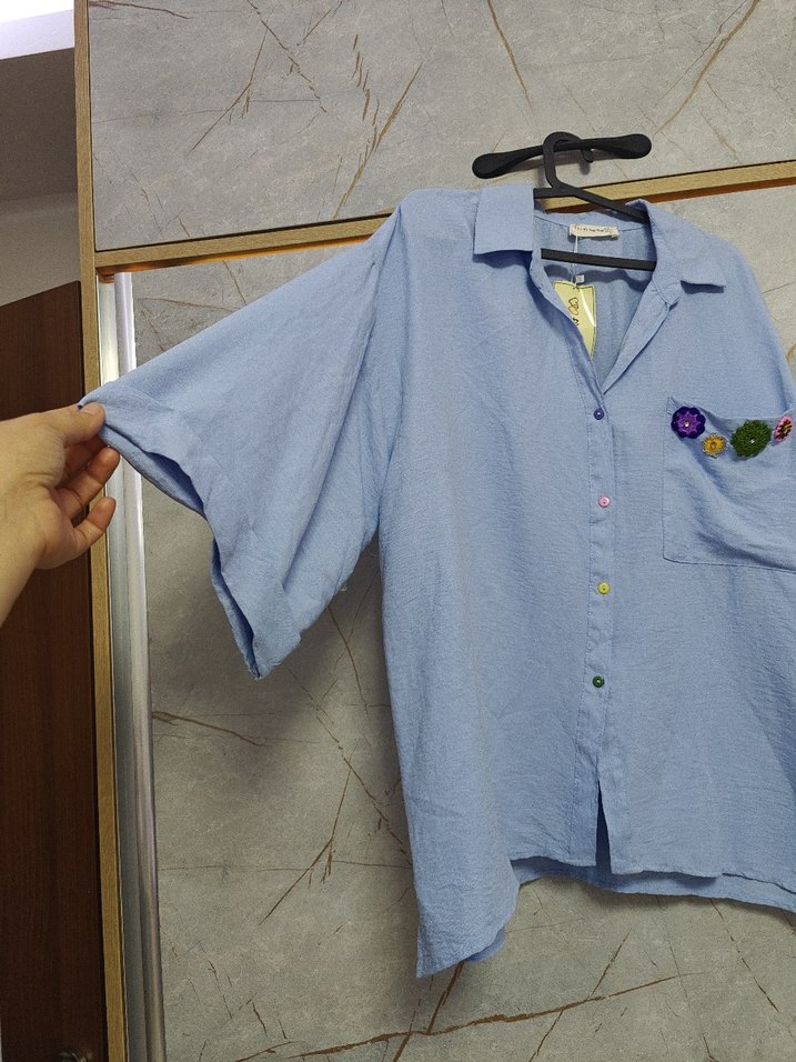 Nakışlı Mavi Keten Mini Gömlek - Görsel 2