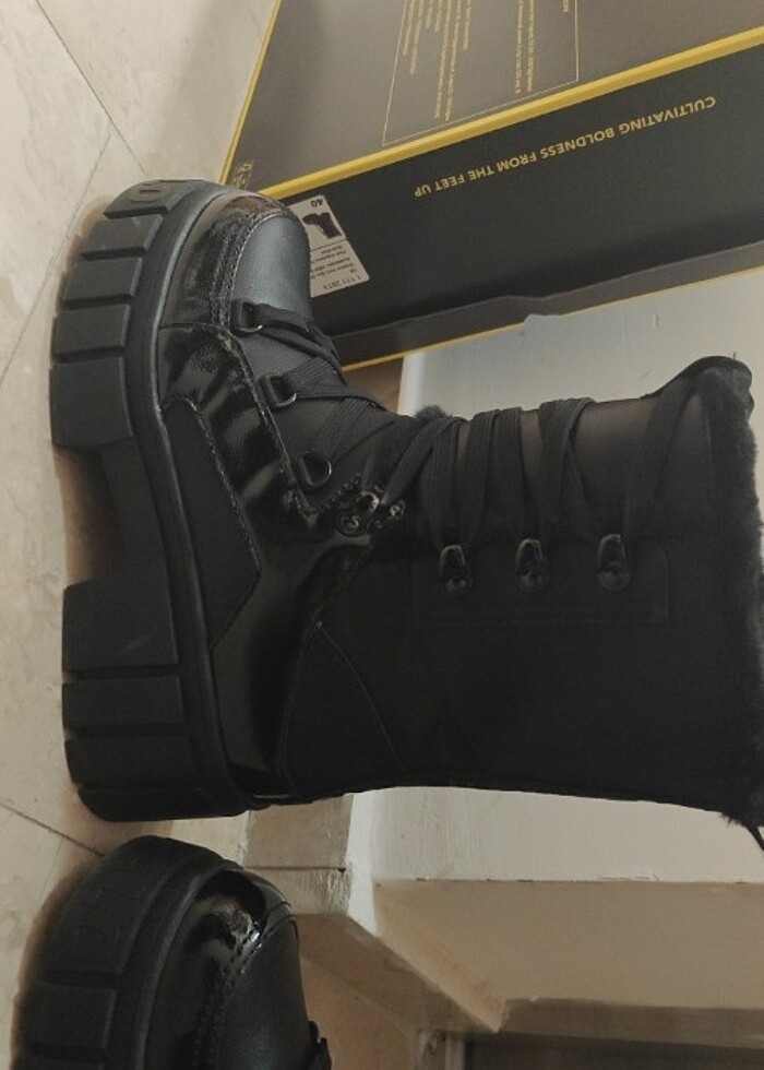 İçi kürklü bot - Görsel 2