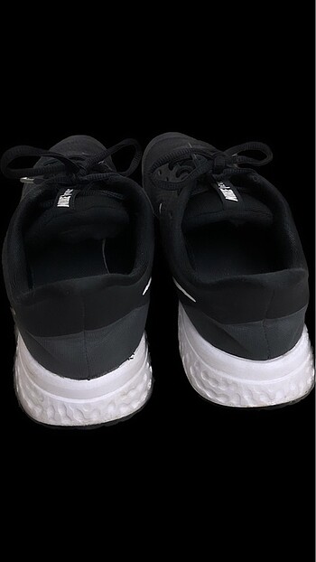 38 Beden Nike revolutıon 5 siyah koşu ayakkabısı