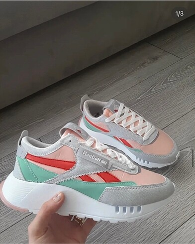 Reebok Yeni etiketli