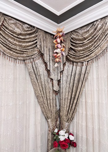 Gri İşlemeli Klasik Perde - Görsel 3